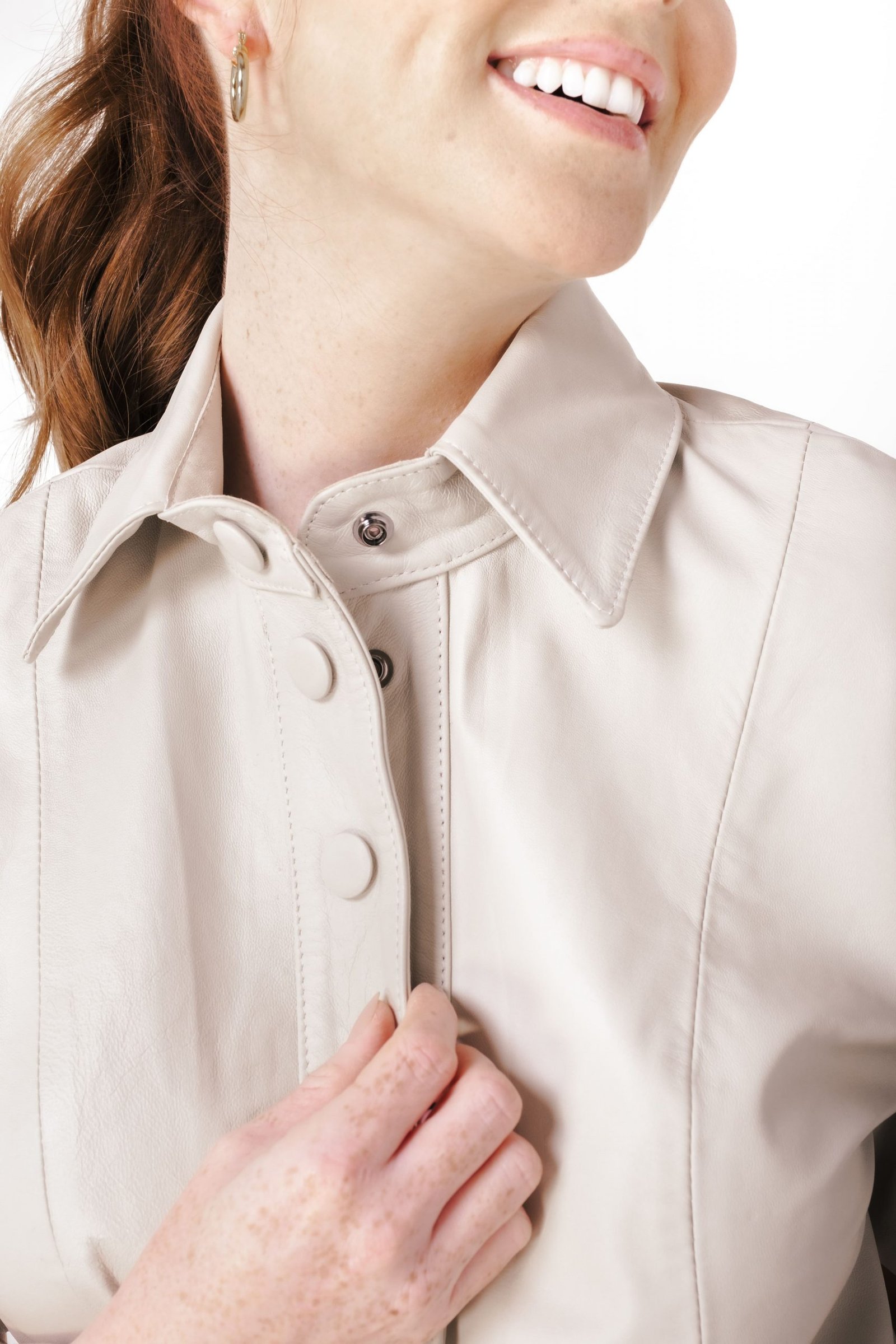 DSF0088-scaled-1.jpg Camisa Cropped Oversized Daisy - Imagem 5