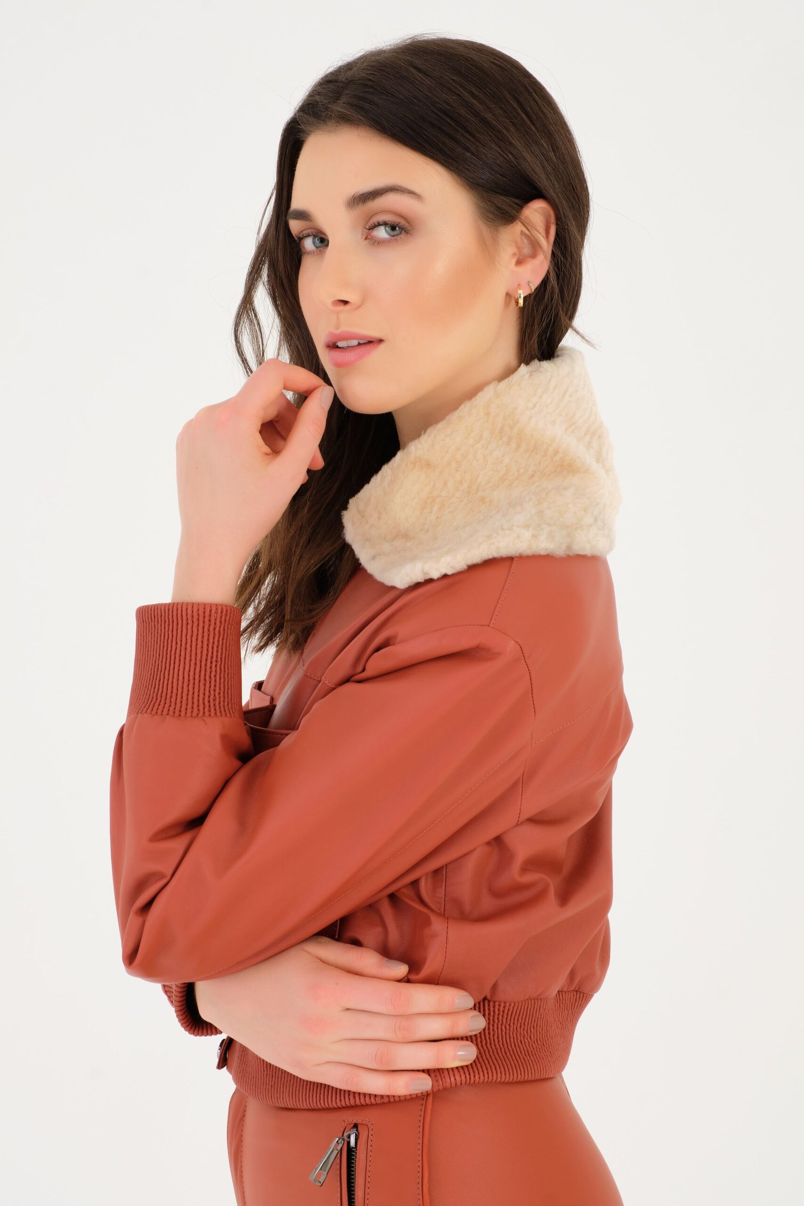 Dominator-0168-scaled-1.jpg New Bomber Com Gola De Ovelha - Imagem 3