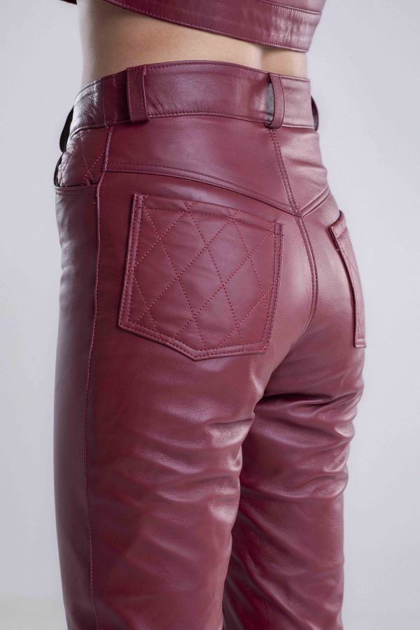 Calça estilo jeans reta - Liverpool - Imagem 3